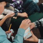 Rozkręć społeczność: jak tworzyć karuzele informacyjne, które angażują i edukują