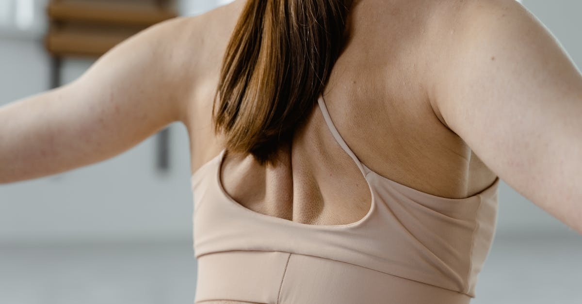 Pożegnaj ból lędźwi: Pilates, który wzmacnia dolne plecy i przywraca lekkość ruchu